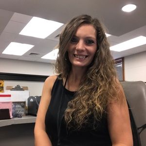 Meet your Posher, Vanessa